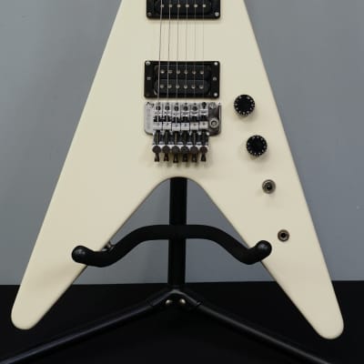 FERNANDES THE FUNCTION フライングVタイプ 中古】Fernandes THE FUNCTION BSV-65 フライングV - 神奈川県の