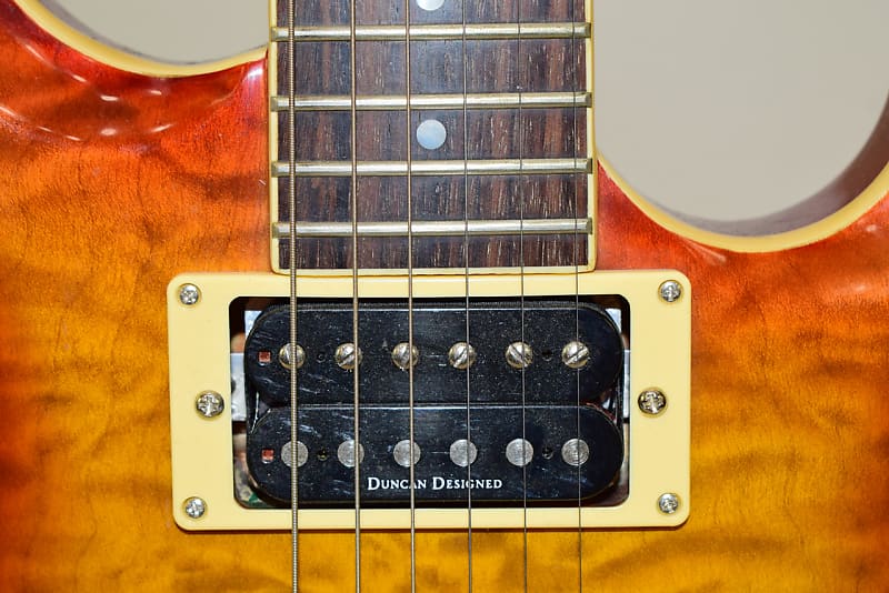 Greg Bennett Design by Samick Ultramatic UM-4 PRS Style