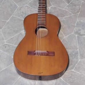 Hofner classical deals guitar