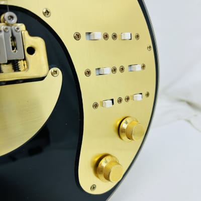 Brian May BMG Special - Limited Edition Black 'N' Gold image 16