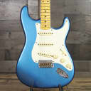 Pre-Owned Custom Shop Fender Journeyman Relic Stratocaster - Lake Placid Blue