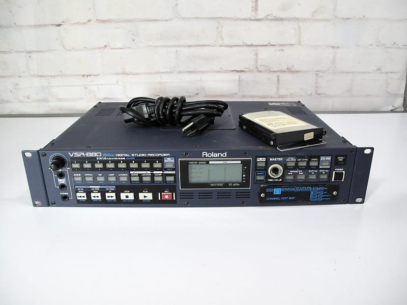 Roland　VSR-880　2U　レコーダー Roland VSR-880 Digital Studio Recorder Rackmount | Reverb