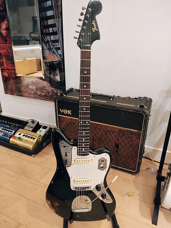 Fender Jaguar 1965 Partcaster Black Over Sunburst MJT