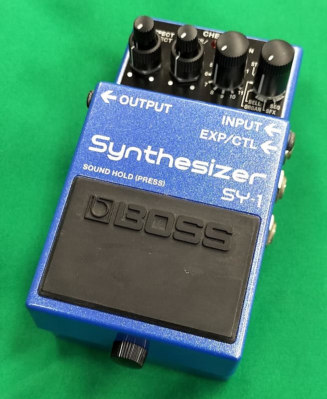 Boss SY-1