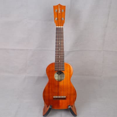 kamaka hf1 hawaiian koa soprano ukulele  2005 resotored in ecellect condition with case image 5