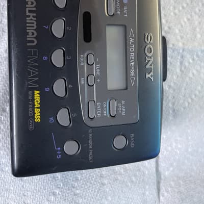 SONY WALKMAN WM-FX43 AM/FM PORTABLE CASSETTE PLAYER