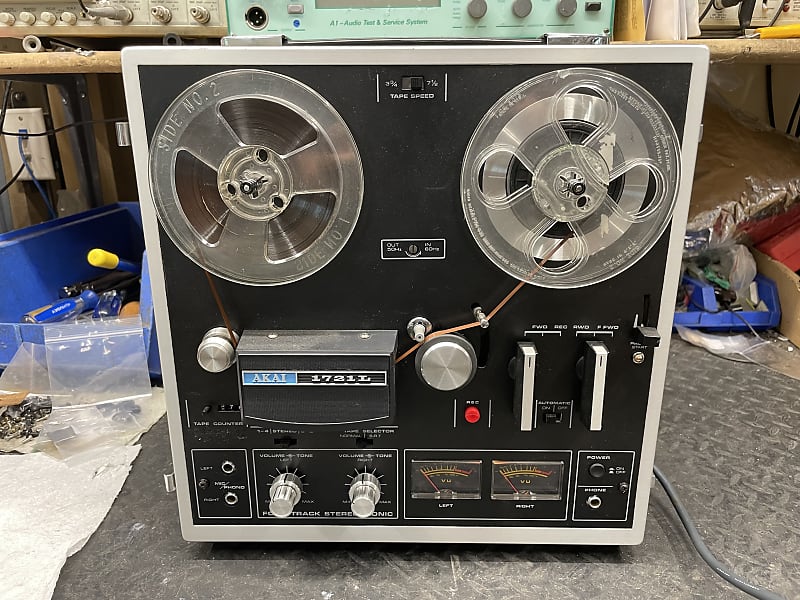 Akai 1721L 7 1/4 track consumer reel to reel tape recorder w/speakers.  SERVICED!