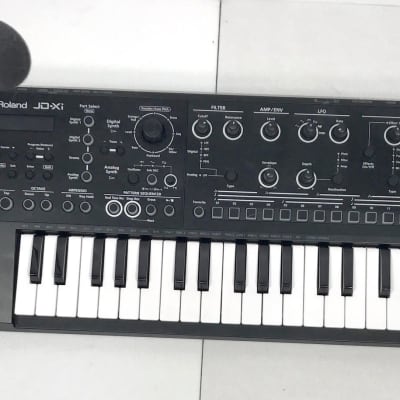 Roland JD-Xi 37-Key Analog/Digital Crossover Synthesizer | Reverb