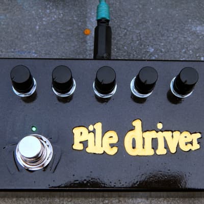 Pile Driver metal distortion image 4
