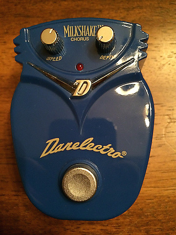 Danelectro milkshake shop chorus