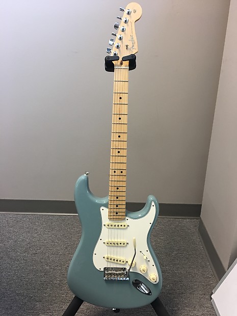 Sonic gray shop stratocaster