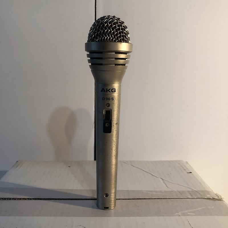 AKG D900 (Vintage) – Sonic Circus