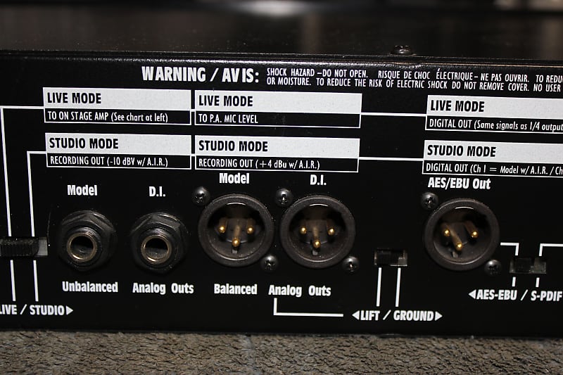 LINE 6 BASS POD PRO ベースアンプヘッド Line 6 Bass POD Pro Rackmount Multi-Effect and Amp Modeler