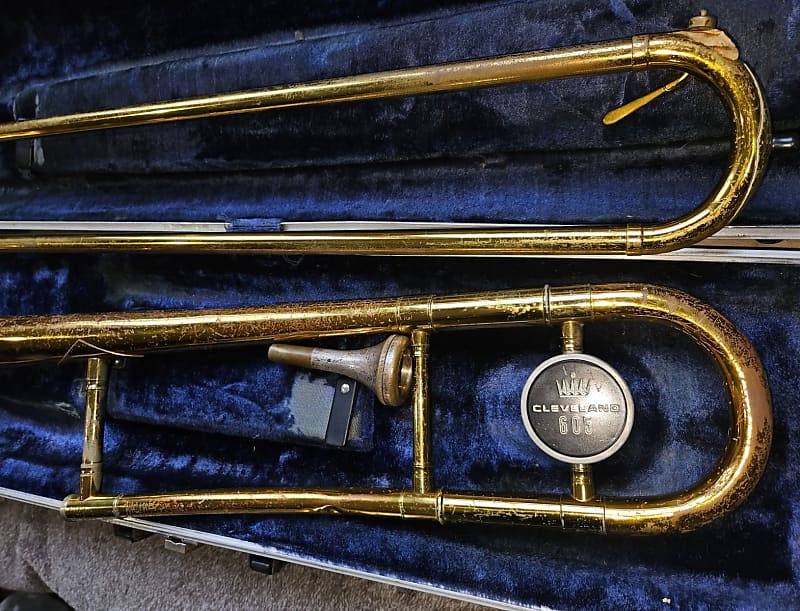 King Cleveland 605 Tenor Trombone w/ Original Hardshell Case