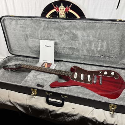 Ibanez アイバニーズ　ファイヤーマン　FRM100 ポールギルバード Ibanez FRM100GB 【Paul Gilbert Model】 アイバニーズ