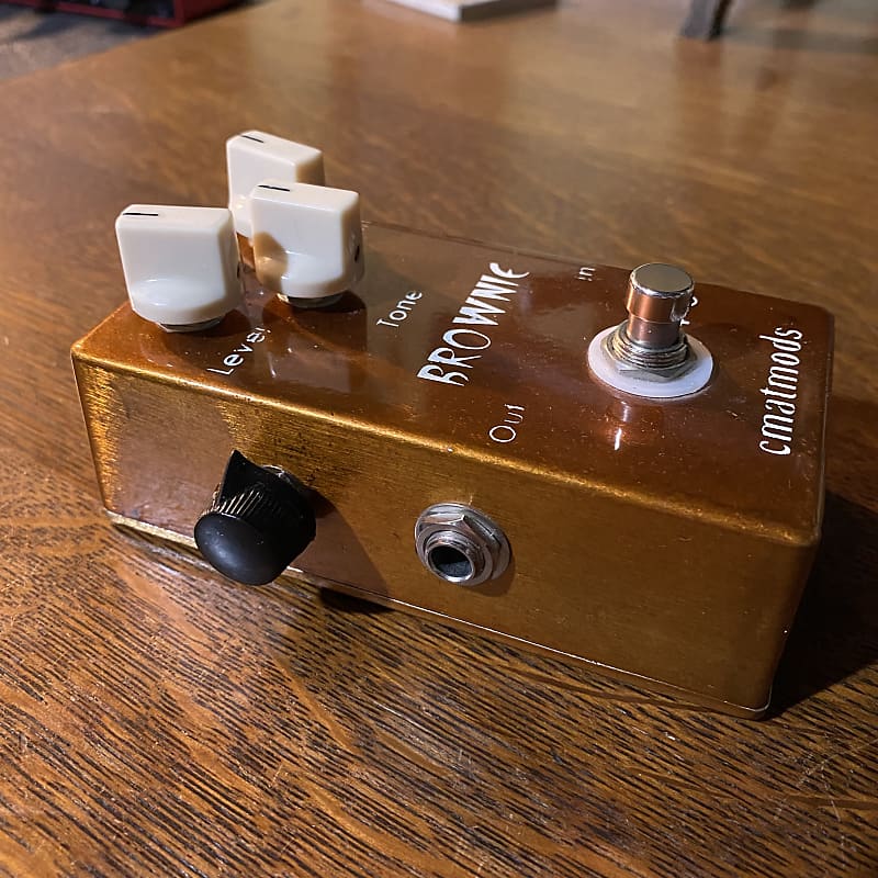 STOMP BOX STEALS: OVERDRIVE-CMAT MODS Brownie an old school Plexi with a  massive raw low end !!!