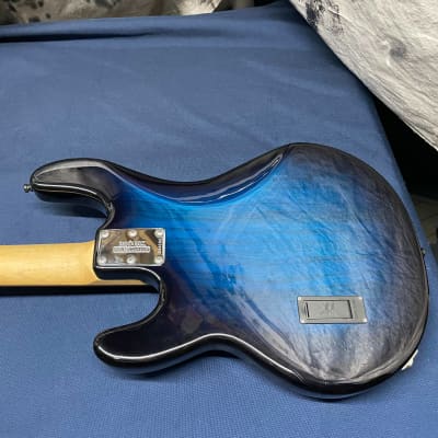 Ernie Ball Music Man StingRay 3 EQ H 34