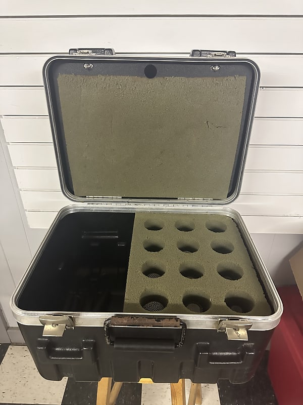 Microphone Case Reverb