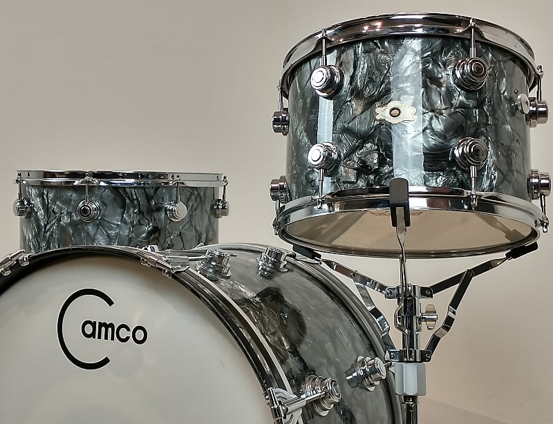 Camco 22/13/16" Chanute Era Drum Set Black Diamond Pearl Reverb