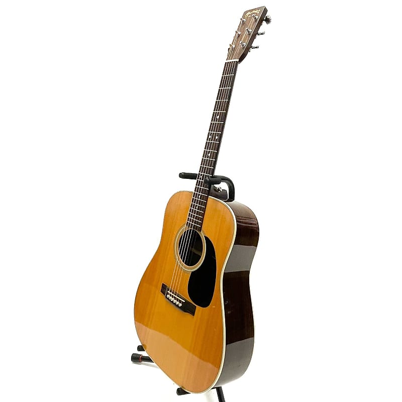 Martin - D-28 - Acoustic Guitar - 1994