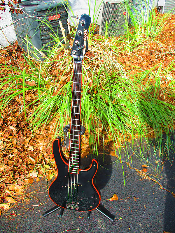 【80s’希少ジャパンヴィンテージ】Washburn Force 8 プレベ 80s'希少ジャパンヴィンテージ】Washburn Force 8 プレベ