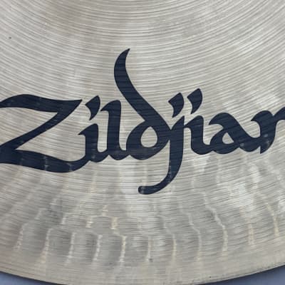 Zildjian 20" A Stadium Medium Heavy Marching Cymbals (Pair) image 7
