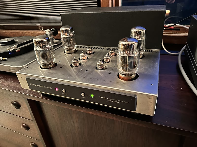 Sonic Frontiers Power 2 power amplifier