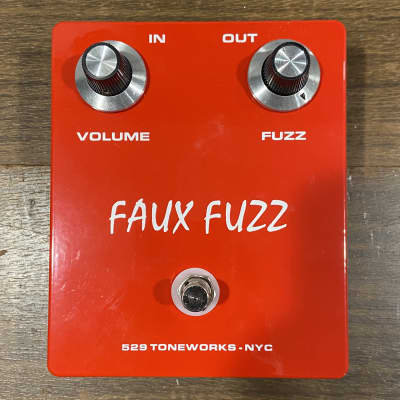 Faux Fuzz NKT Germanium Pedal - Vintage Newmarket Transistors - Fuzz Face - Red #275-10 image 3