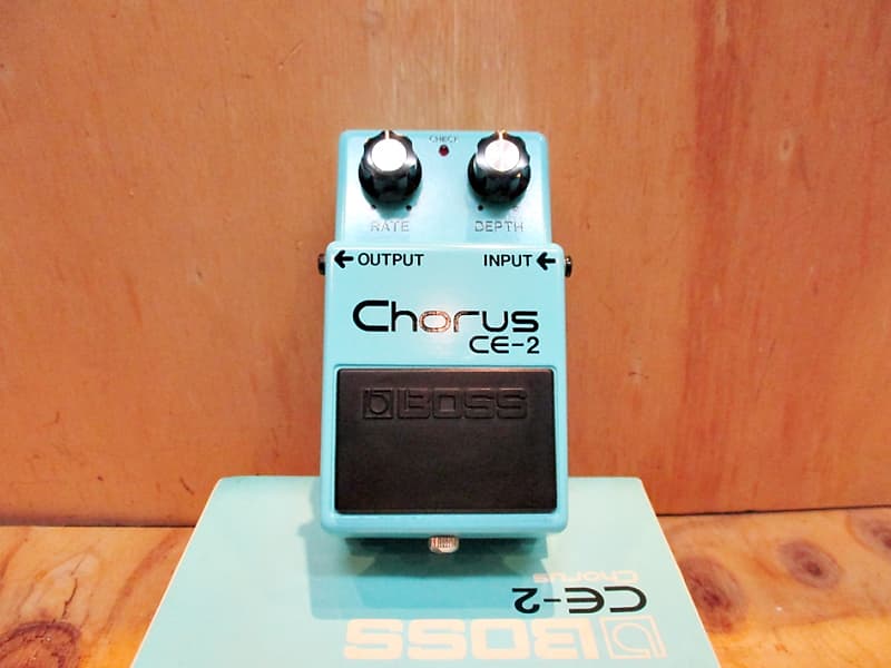 Boss CE-2