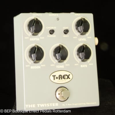 T-Rex Twister Chorus & Flanger | Reverb