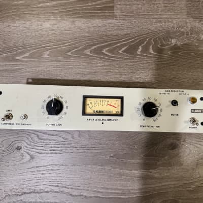 Klark Teknik KT-2A Tube Leveling Amplifier