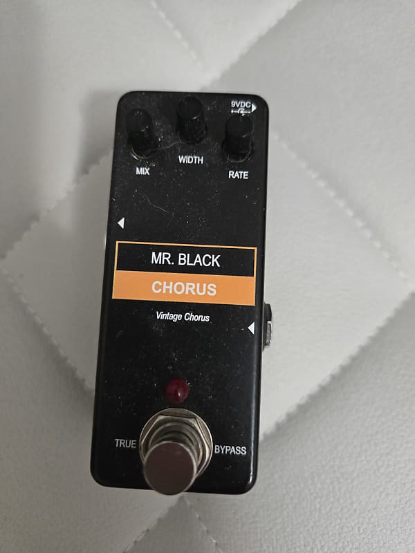 Mr. Black Mini Vintage Chorus