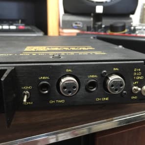 AB PROFESSIONAL SERIES 200 パワーアンプ AB International Professional Series 200 Power Amp | Reverb