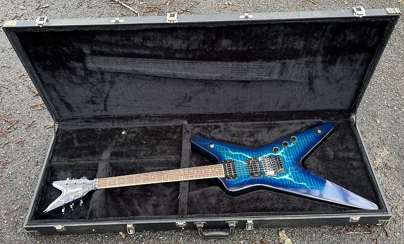 1998 Washburn Dimebag Darrell Signature Dimebolt W/OHSC Blue