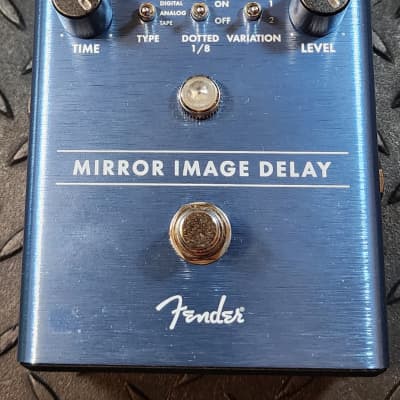 Fender Mirror Image Delay 2018 - Present - Blue image 2