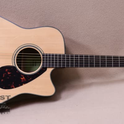 Yamaha FGX800C Acoustic/Electric Guitar image 2