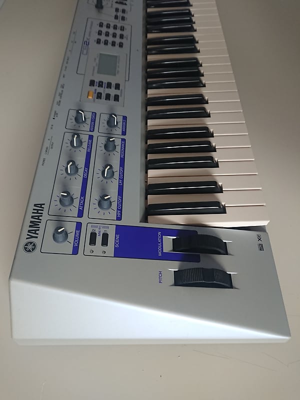 Experience The Retro Vibes: Yamaha Cs2x Synth Sound Showcase