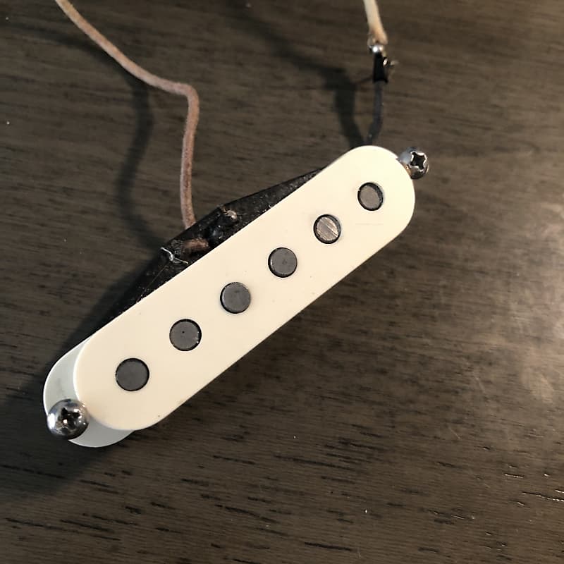 Lindy Fralin Real 54 Stratocaster Neck Pickup Aged White