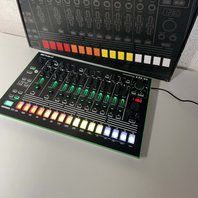 Roland AIRA TR-8 Rhythm Performer Drum Machine 2014 - Present - Black