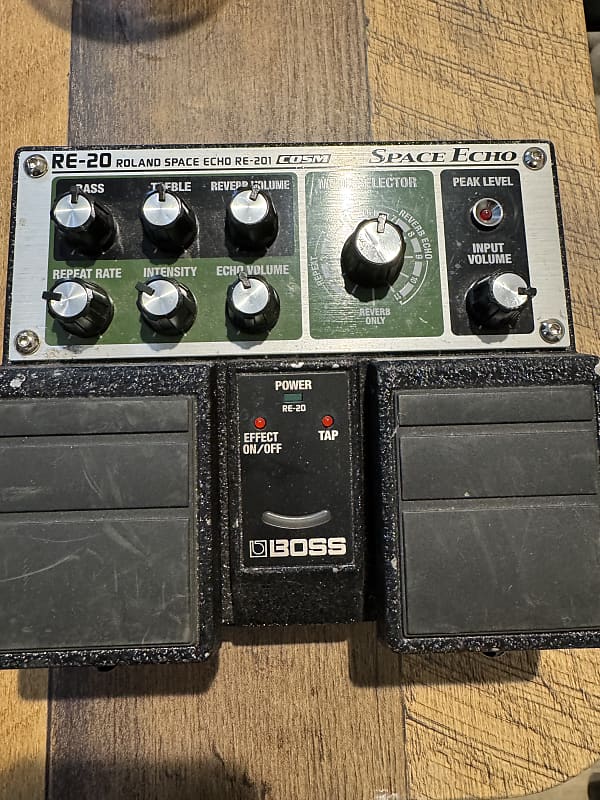 Boss RE-20 Space Echo