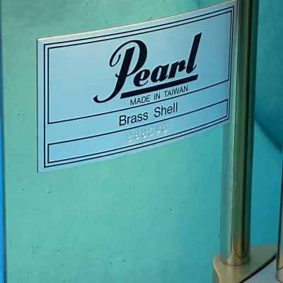 Free Floating Brass Snare Drum 14" x 8" - Pearl B-9114ED image 2