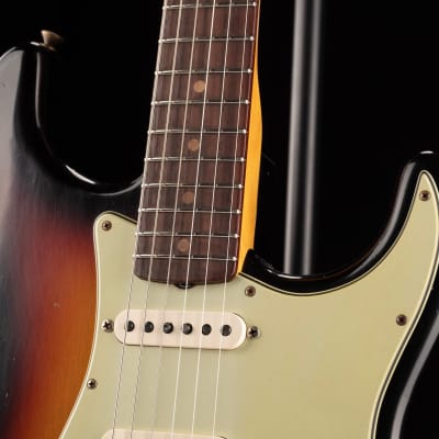 Fender Custom Shop Bonetone 1962 Stratocaster Journeyman Relic 3-Tone Sunburst image 6