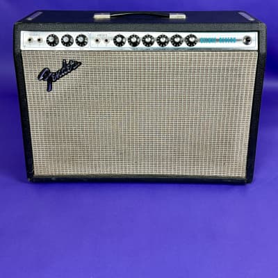 Fender Deluxe Reverb 2-Channel 22-Watt 1x12