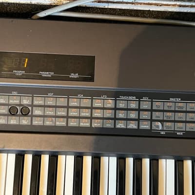 Kawai K3 1986 black in Good Condition with case and cart image 5
