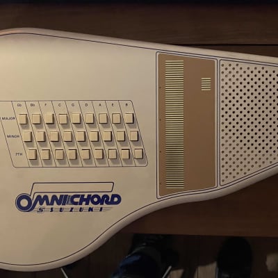 Suzuki Omnichord OM-27 | Reverb Canada