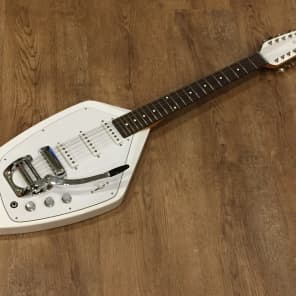 Phantom Guitarworks Phantom 12-String With Tremolo- White
