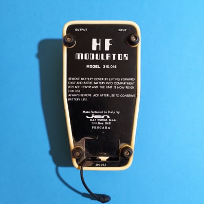 Jen HF Modulator (same as the Gretsch Play Boy) w/battery clip converter image 8