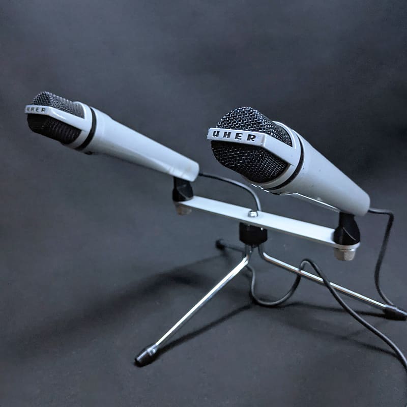 UHER M634 - M534 Stereo Pair w/Stand and Case | AKG D190