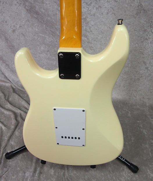Xaviere strat cheap