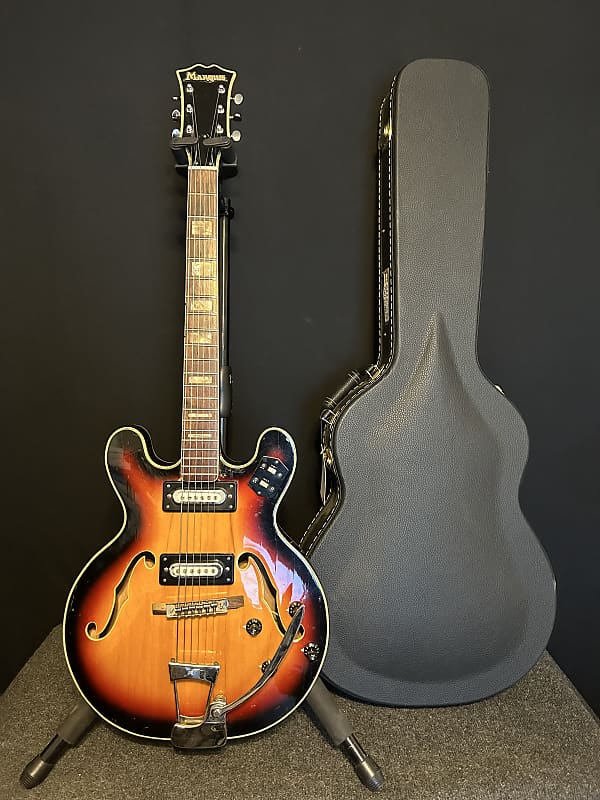 ロケットギター(made in Japan) Hi! I just bought a mystery guitar, no logo or markings